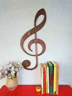 Accesoriu decorativ de perete din lemn – Treble Clef – Nuc